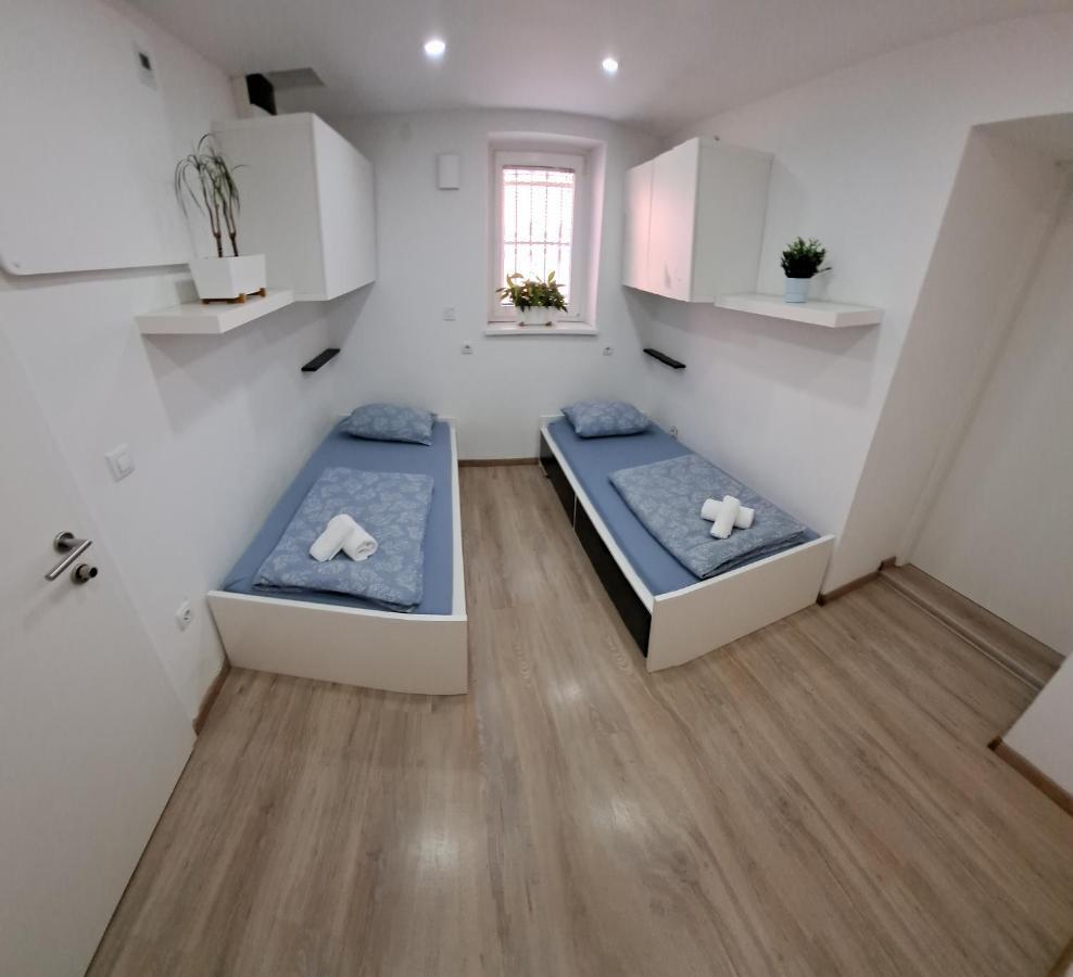 City & Sea Apartment Koper Bagian luar foto